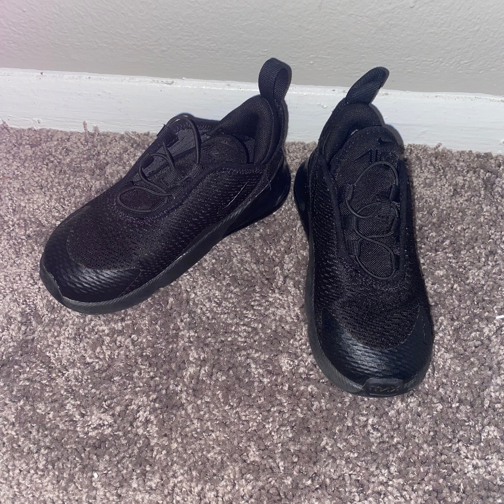 AIR MAX
